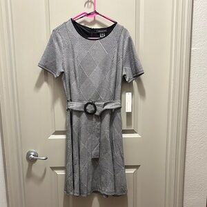 Stella & Julie Gray Patterned Belted Midi Dress